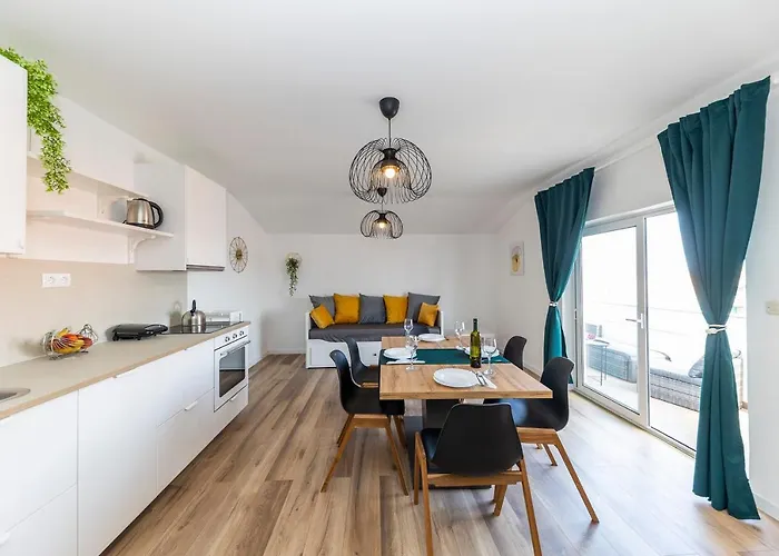 Apartmani Maestral