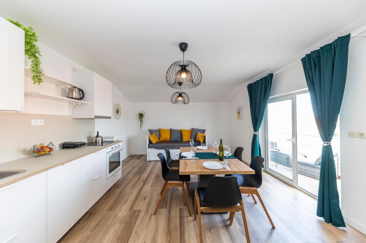 Apartment Maestral