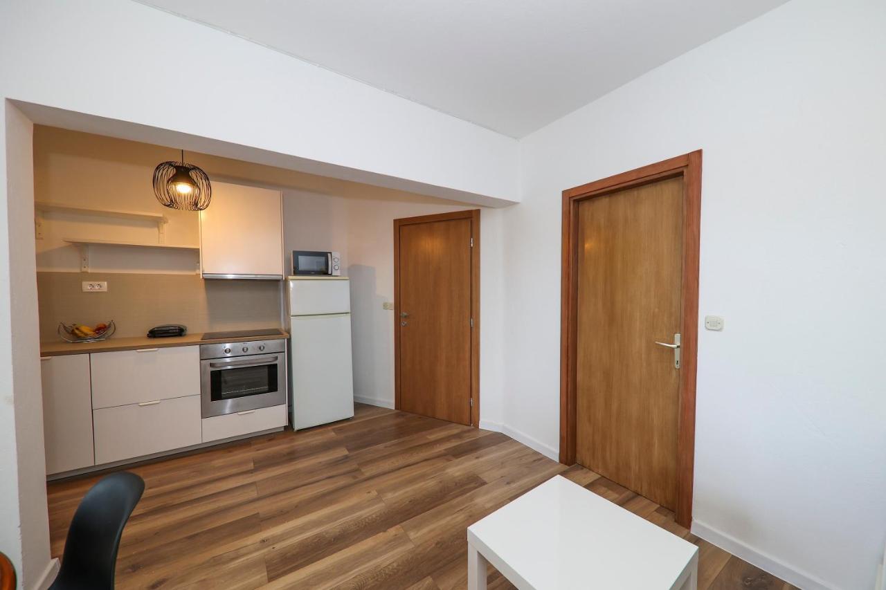 Maestral Apartment *