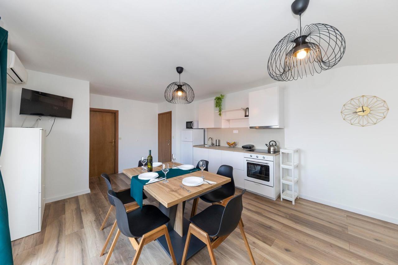 Apartment Maestral *